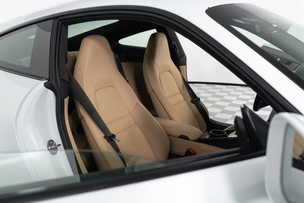 2023 Porsche 992 Carrera S - Image 10 of 31