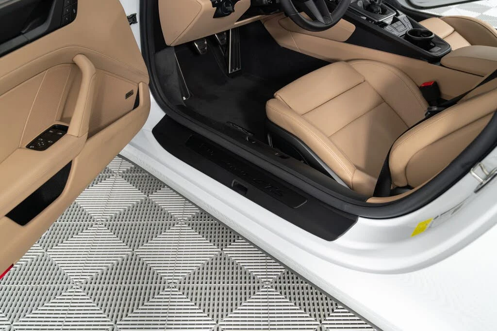 2023 Porsche 992 Carrera S - Image 30 of 31