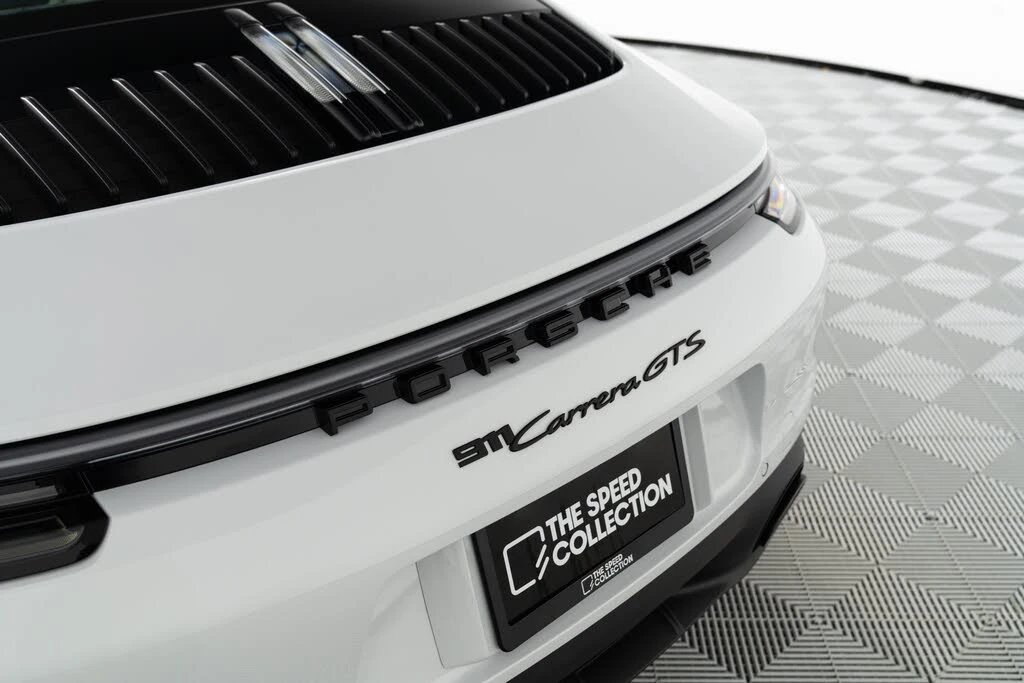 2023 Porsche 992 Carrera S - Image 22 of 31