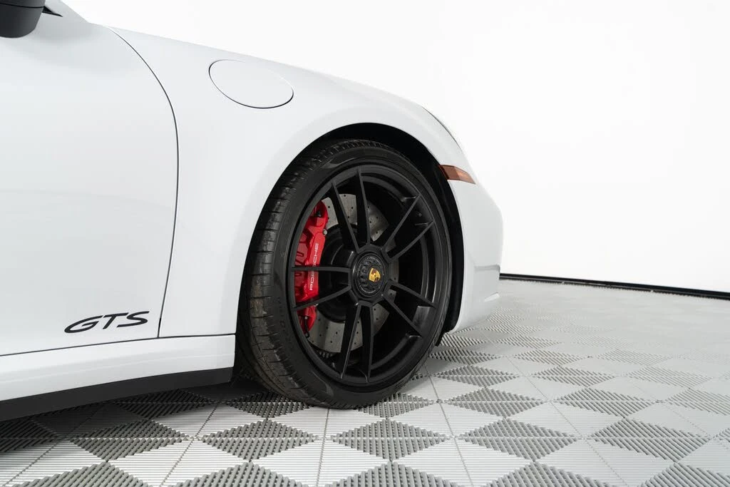 2023 Porsche 992 Carrera S - Image 26 of 31