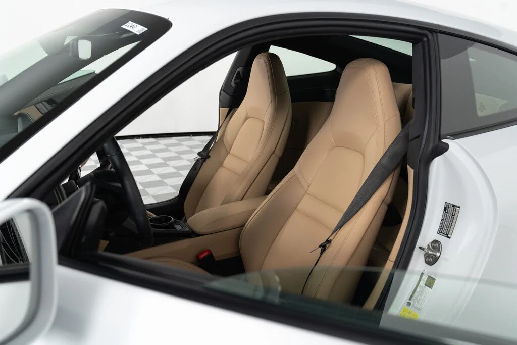 2023 Porsche 992 Carrera S - Image 4 of 31