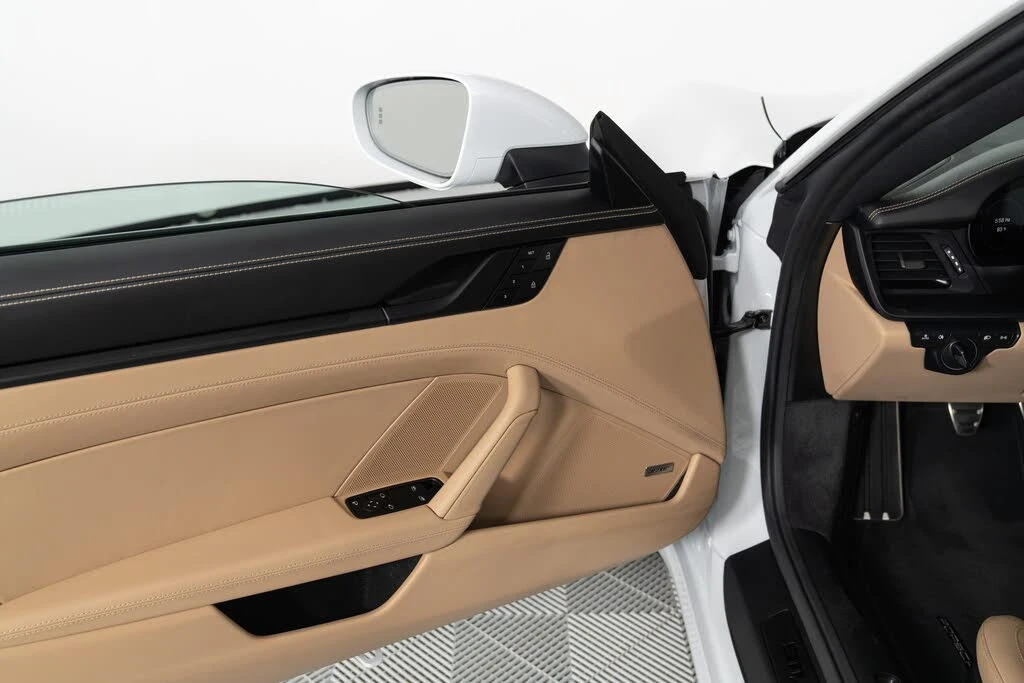 2023 Porsche 992 Carrera S - Image 29 of 31
