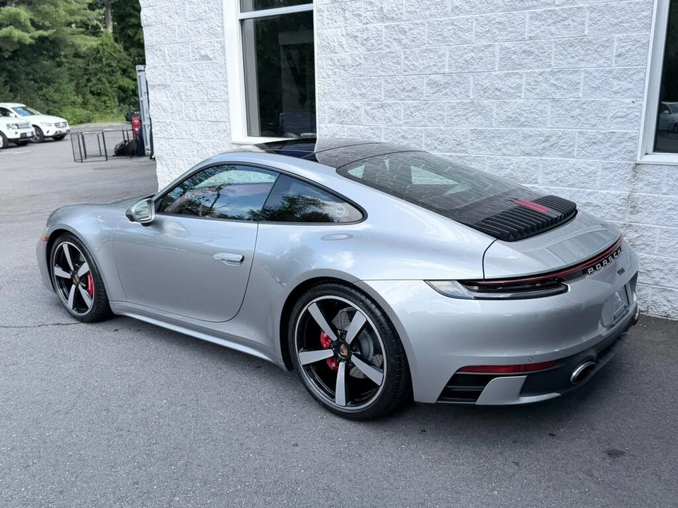 2023 Porsche 992 Carrera S - Image 14 of 31