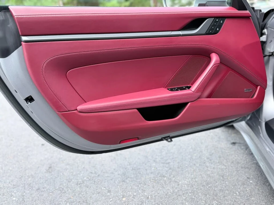 2023 Porsche 992 Carrera S - Image 17 of 31