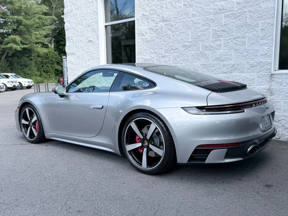 2023 Porsche 992 Carrera S - Image 12 of 31