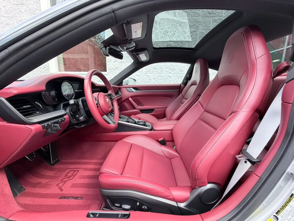 2023 Porsche 992 Carrera S - Image 22 of 31