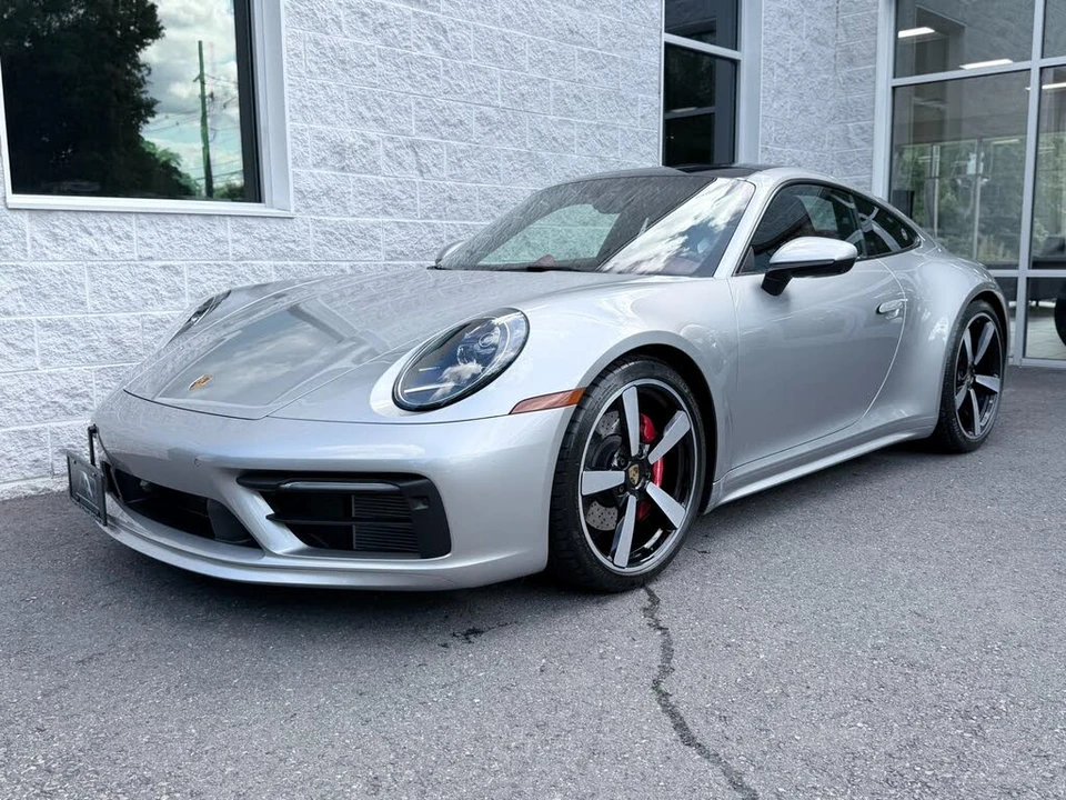 2023 Porsche 992 Carrera S - Image 5 of 31