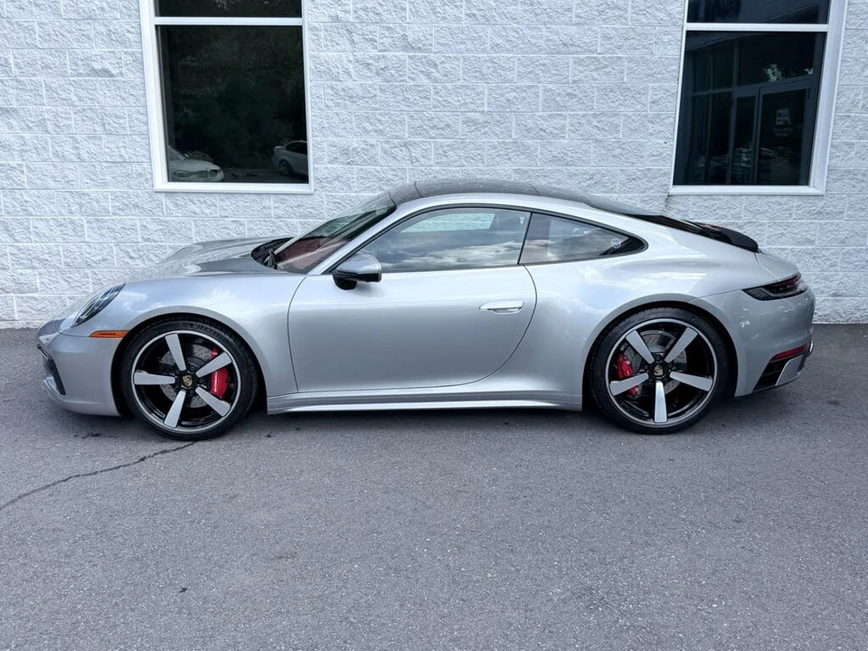 2023 Porsche 992 Carrera S - Image 9 of 31