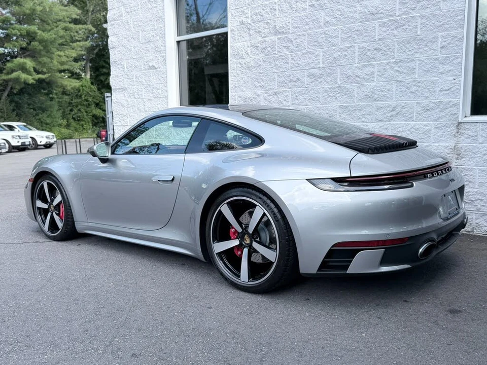 2023 Porsche 992 Carrera S - Image 11 of 31