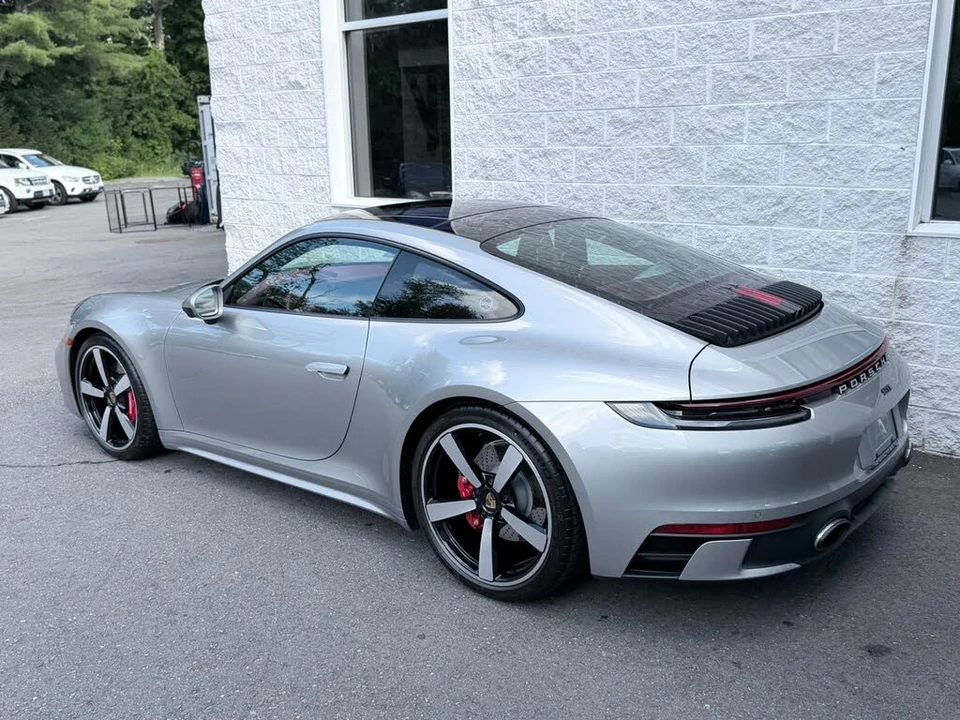 2023 Porsche 992 Carrera S - Image 13 of 31