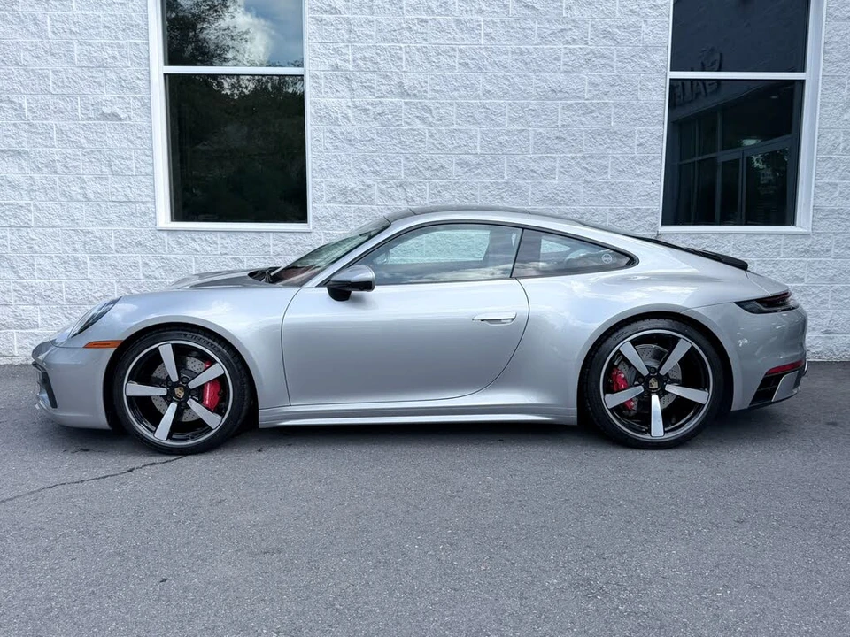 2023 Porsche 992 Carrera S - Image 8 of 31