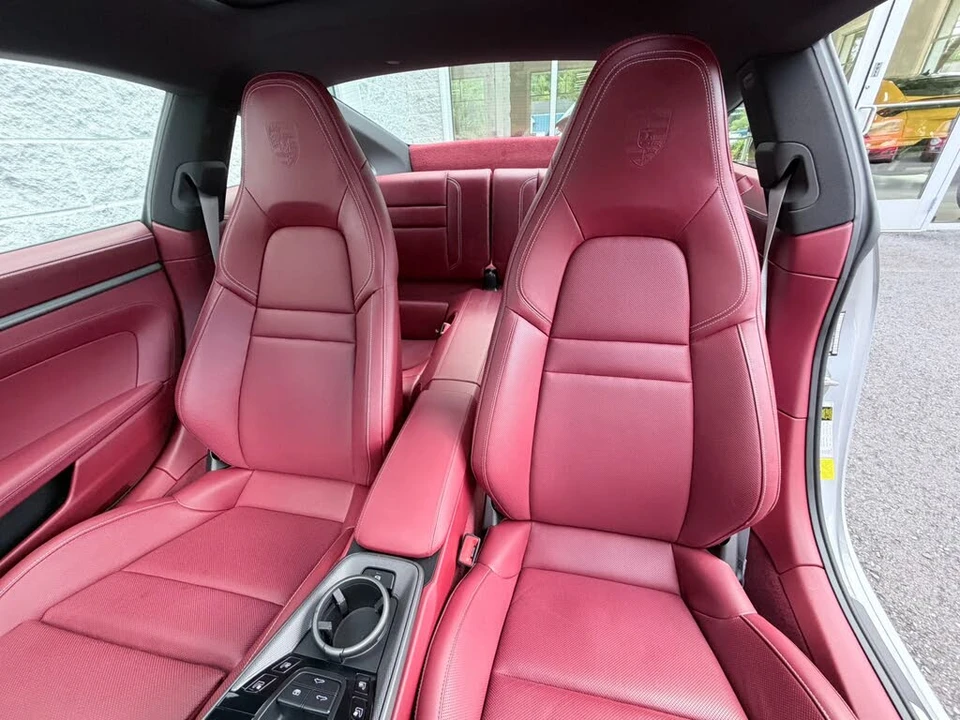 2023 Porsche 992 Carrera S - Image 25 of 31