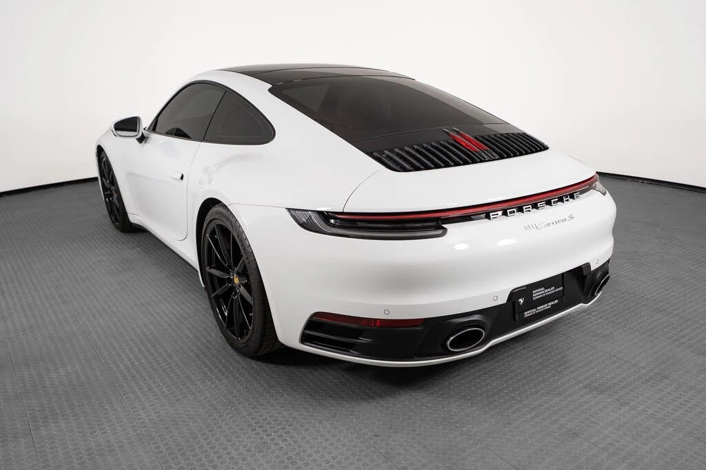 2023 Porsche 992 Carrera S - Image 5 of 31