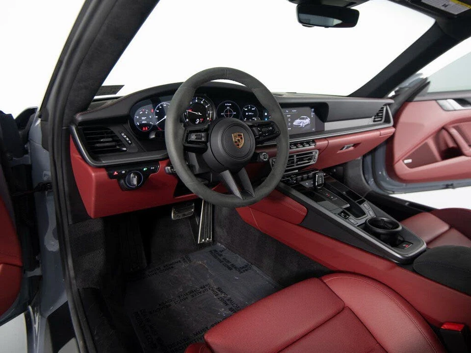 2023 Porsche 992 Carrera S - Image 4 of 31