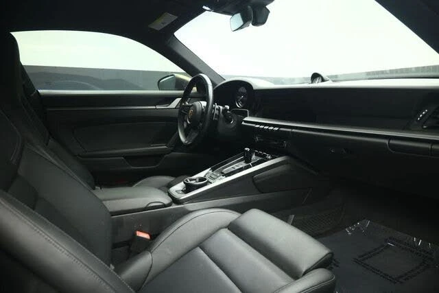 2023 Porsche 992 Carrera S - Image 5 of 31