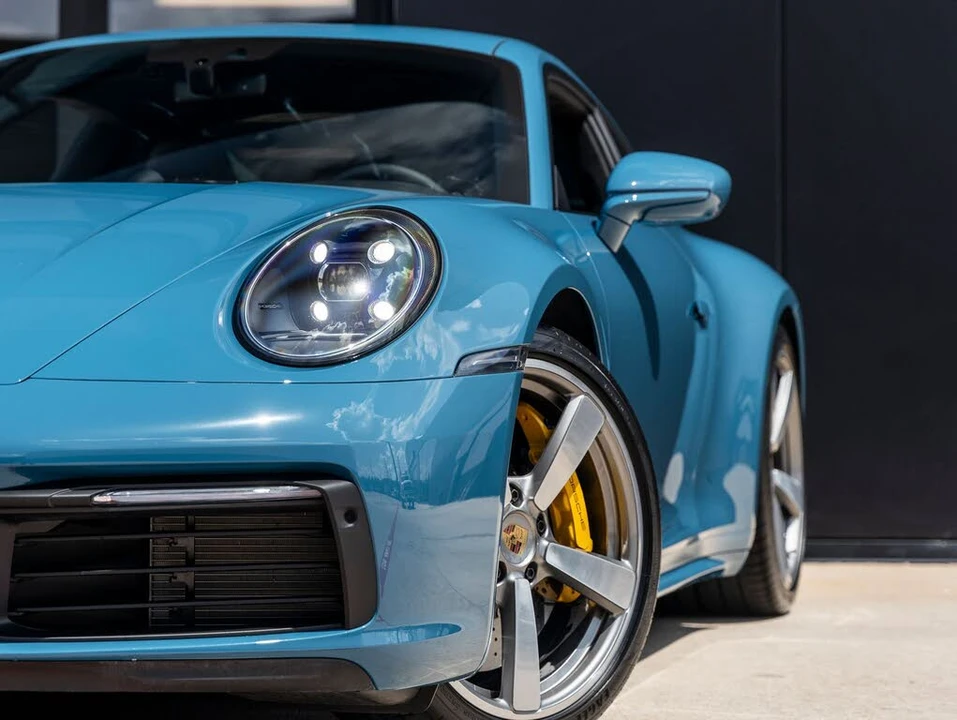 2023 Porsche 992 Carrera S - Image 18 of 31