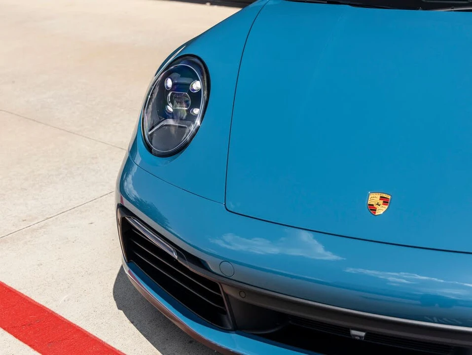 2023 Porsche 992 Carrera S - Image 21 of 31