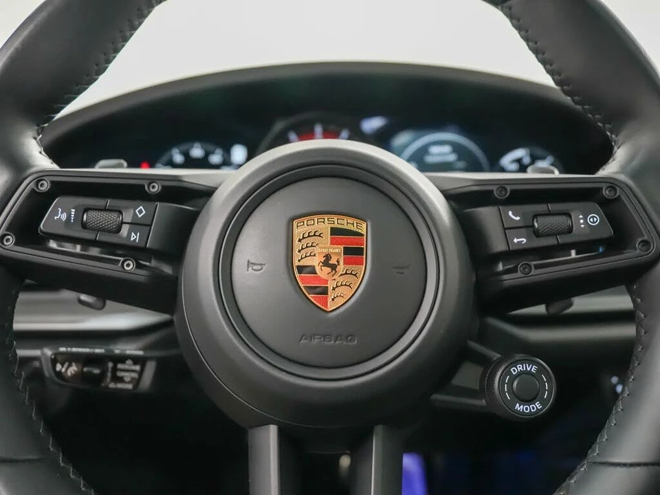 2023 Porsche 992 Carrera S - Image 25 of 31
