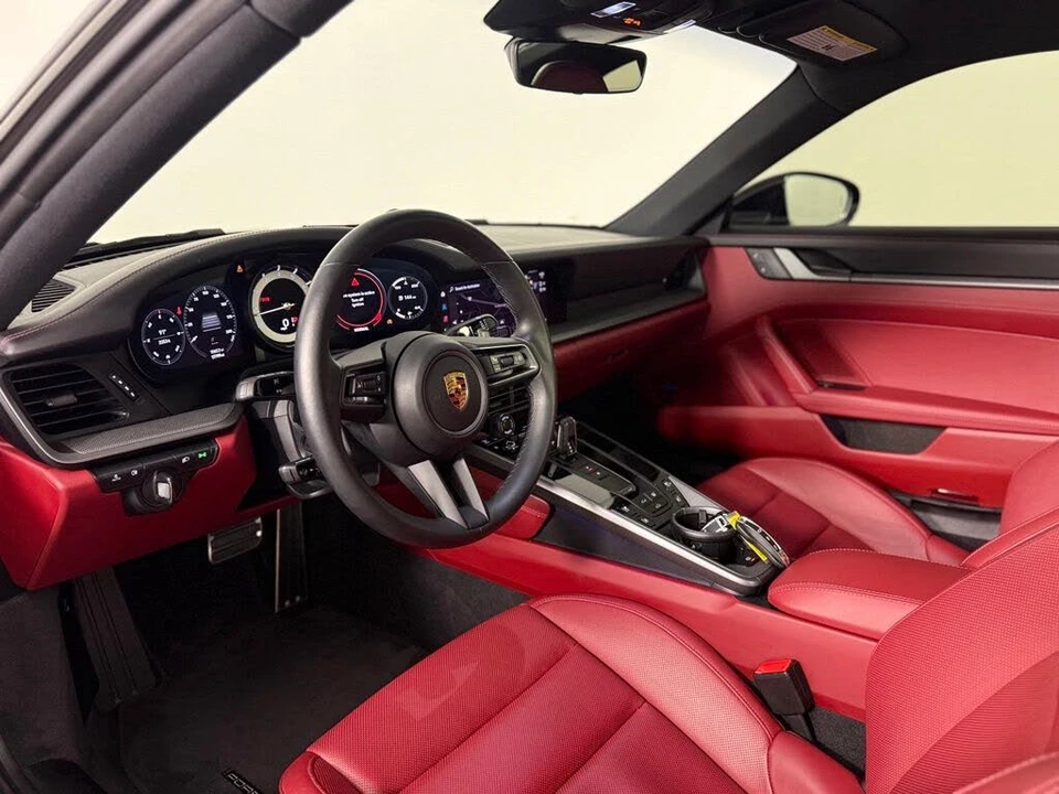 2023 Porsche 992 Carrera S - Image 4 of 6