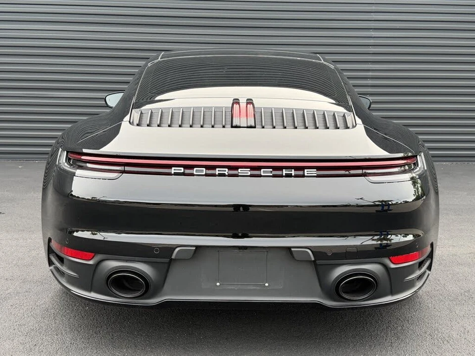 2023 Porsche 992 Carrera S - Image 10 of 27