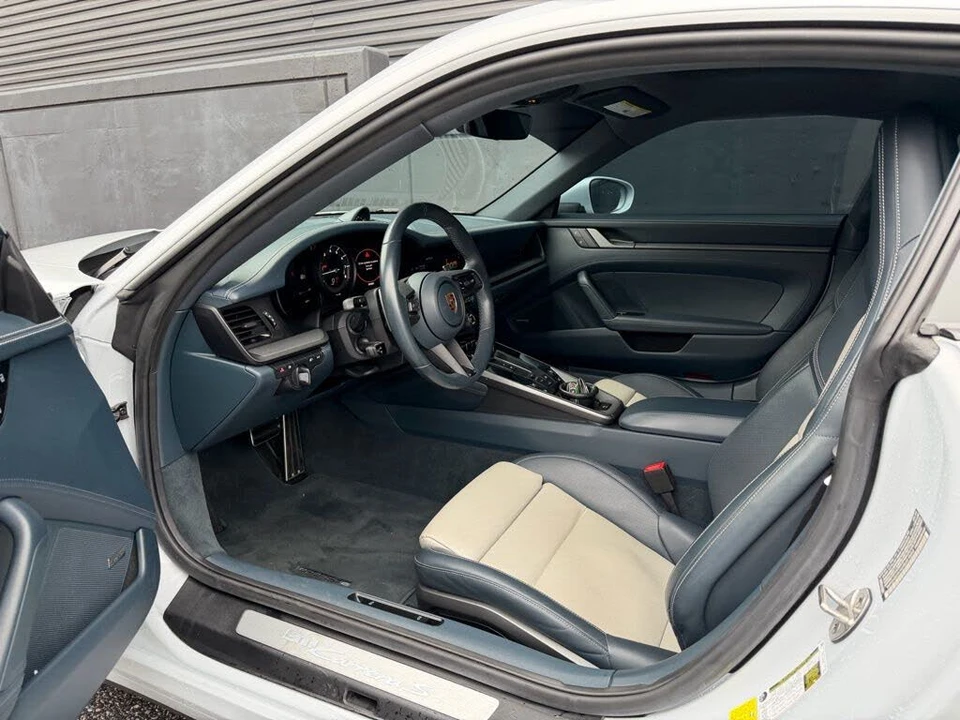 2023 Porsche 992 Carrera S - Image 4 of 26
