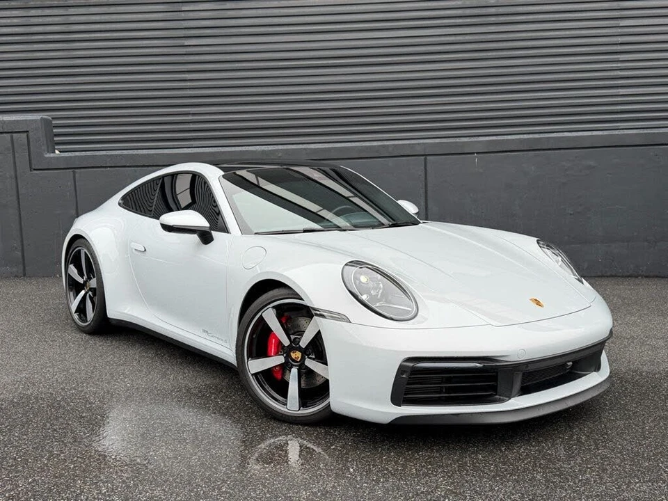 2023 Porsche 992 Carrera S - Image 12 of 26