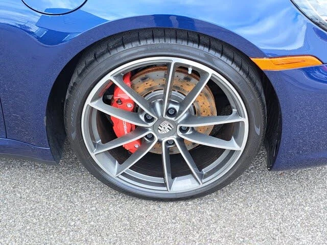 2023 Porsche 992 Carrera S - Image 11 of 31