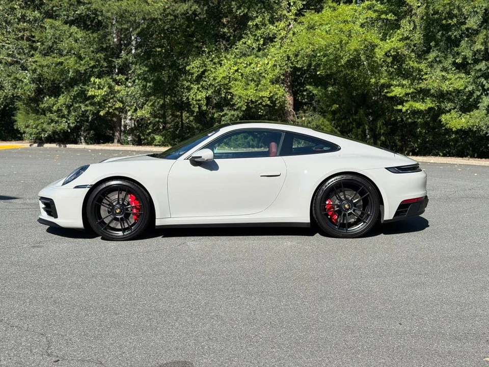 2023 Porsche 992 Carrera S - Image 6 of 31