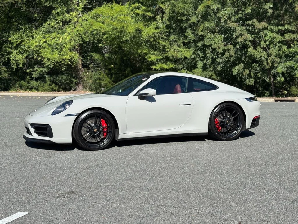 2023 Porsche 992 Carrera S - Image 5 of 31