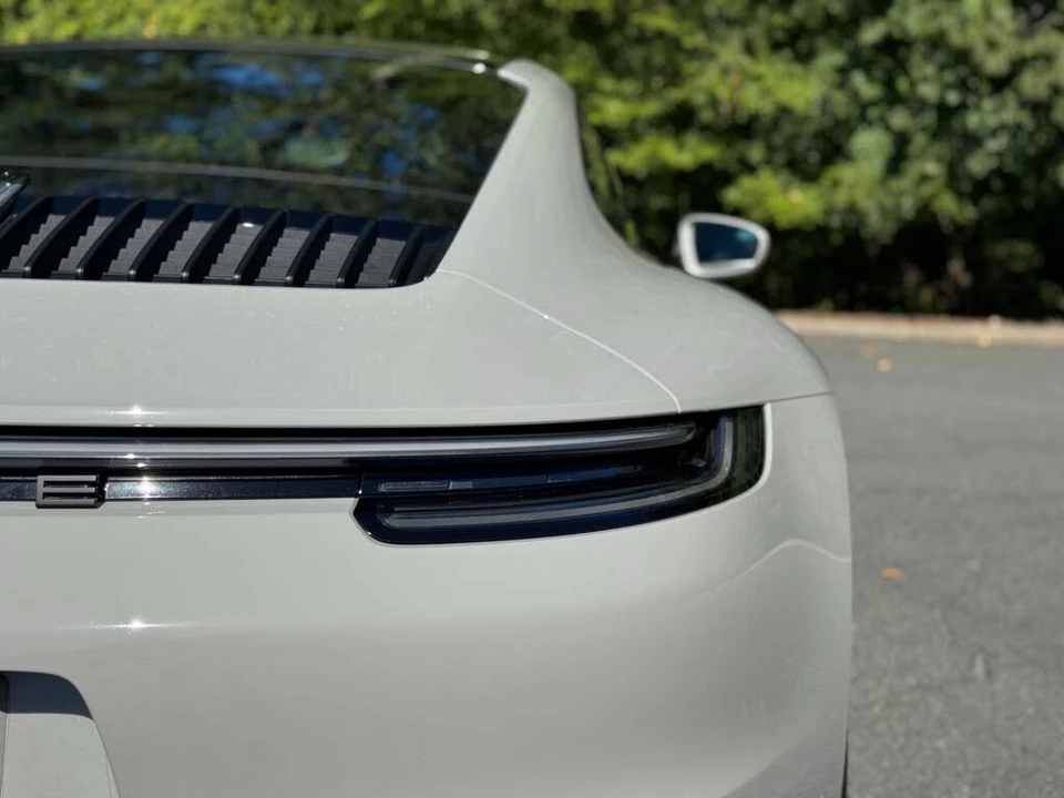 2023 Porsche 992 Carrera S - Image 24 of 31