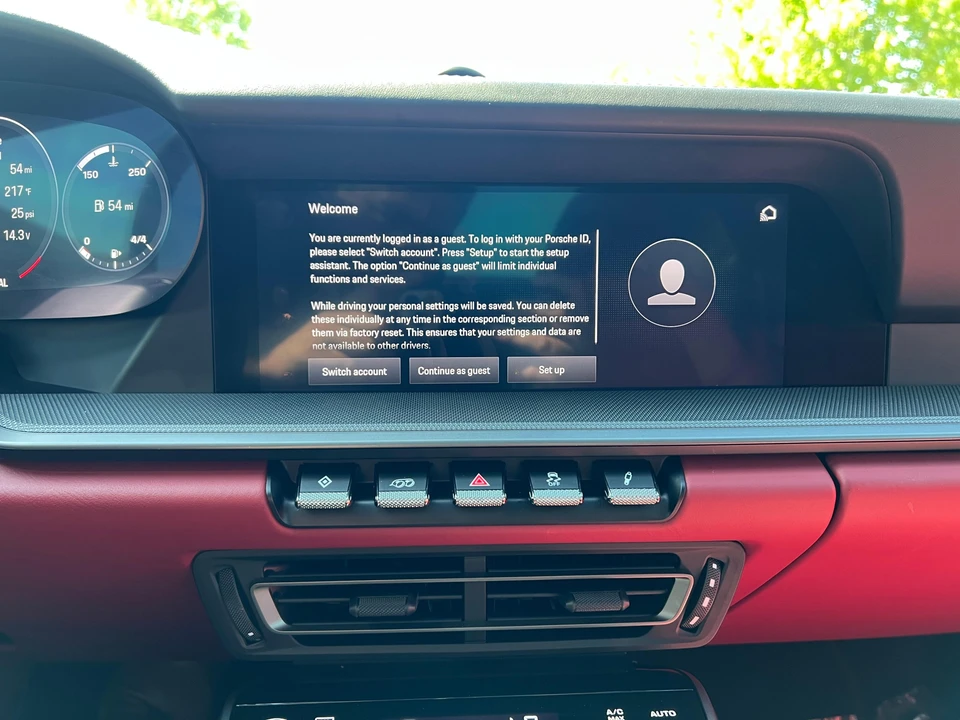 2023 Porsche 992 Carrera S - Image 28 of 31