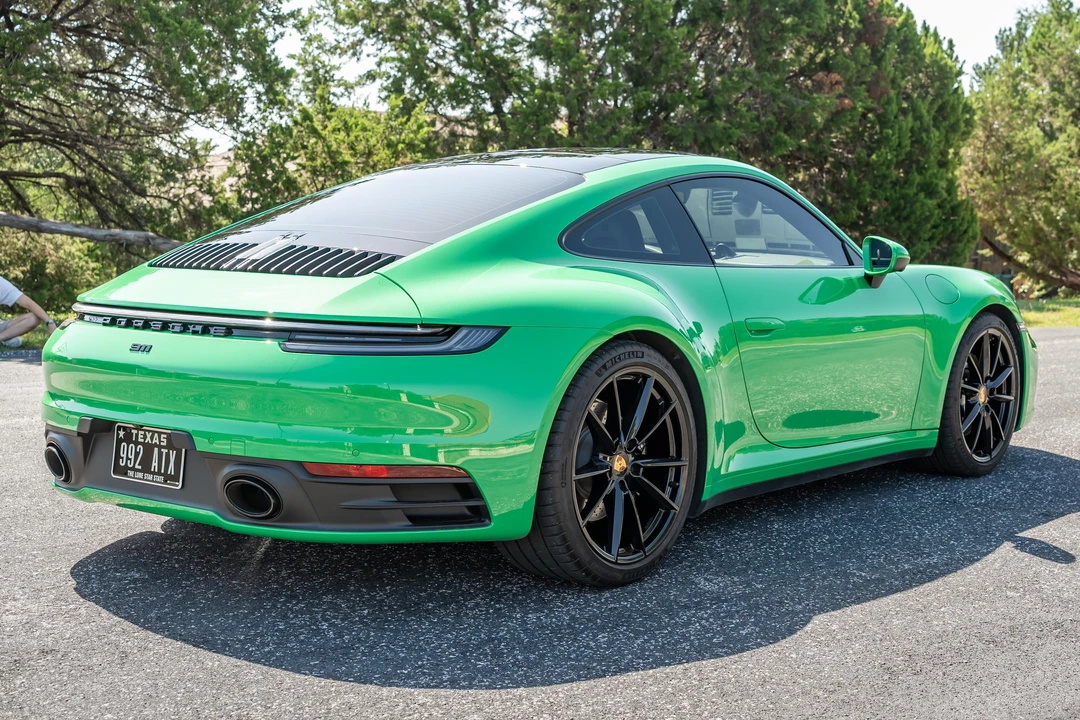 2023 Porsche 992 Carrera S - Image 9 of 31