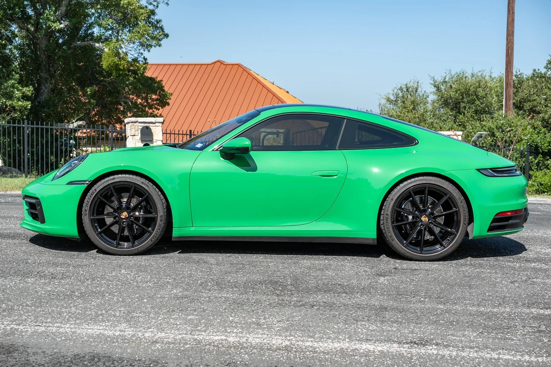 2023 Porsche 992 Carrera S - Image 7 of 31