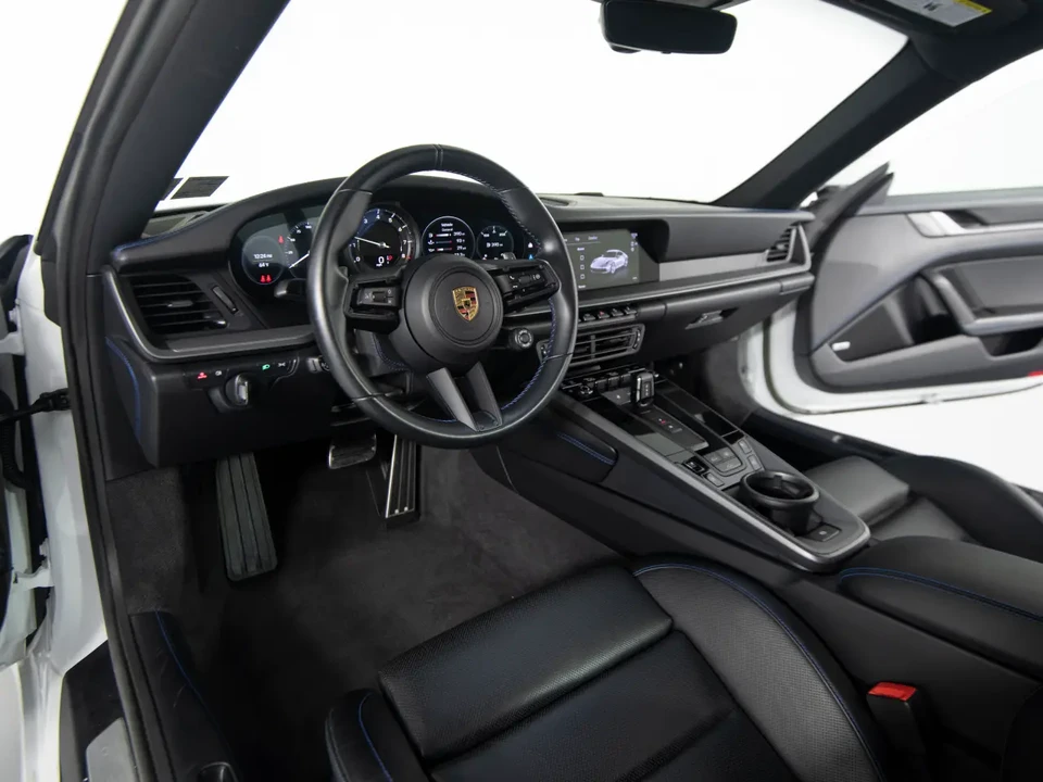 2023 Porsche 992 Carrera S - Image 4 of 8