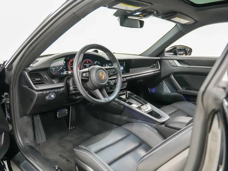 2023 Porsche 992 Carrera S - Image 4 of 5