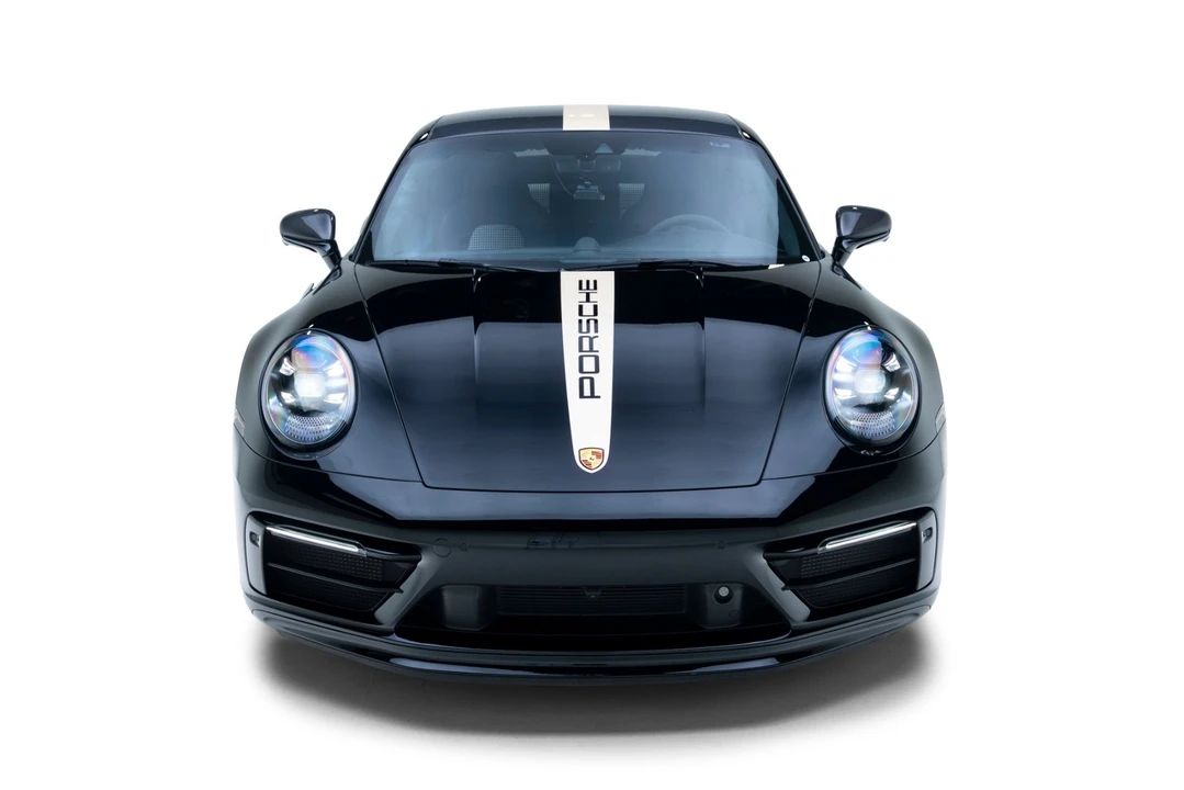 2023 Porsche 992 Carrera S - Image 9 of 31