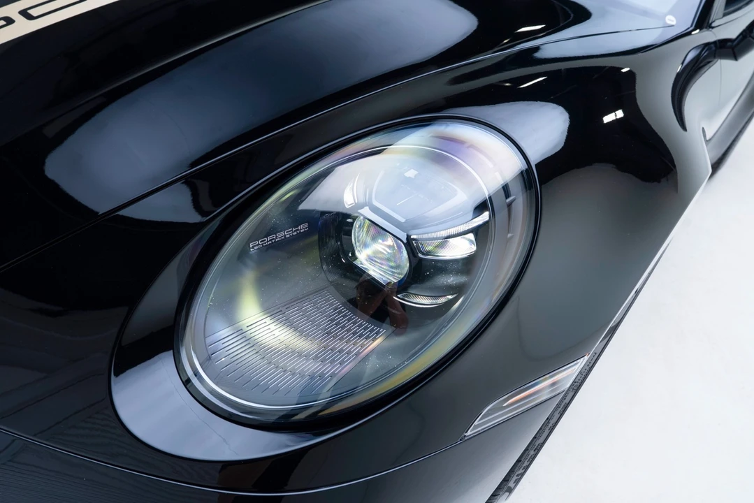 2023 Porsche 992 Carrera S - Image 16 of 31