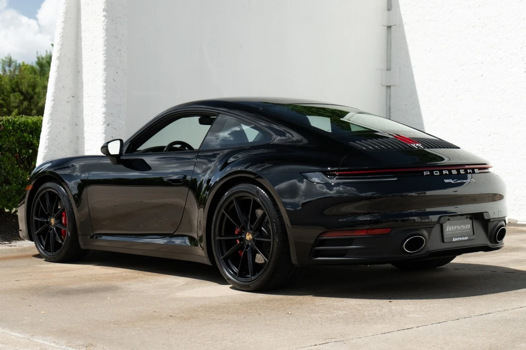 2023 Porsche 992 Carrera S - Image 4 of 31