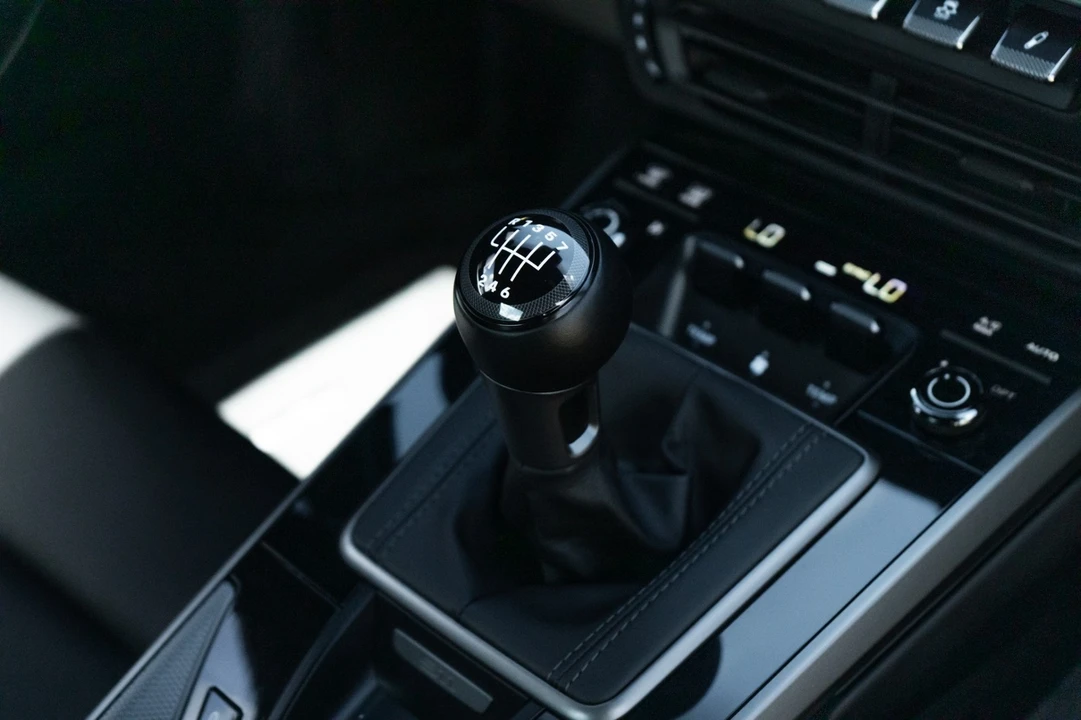 2023 Porsche 992 Carrera S - Image 20 of 31