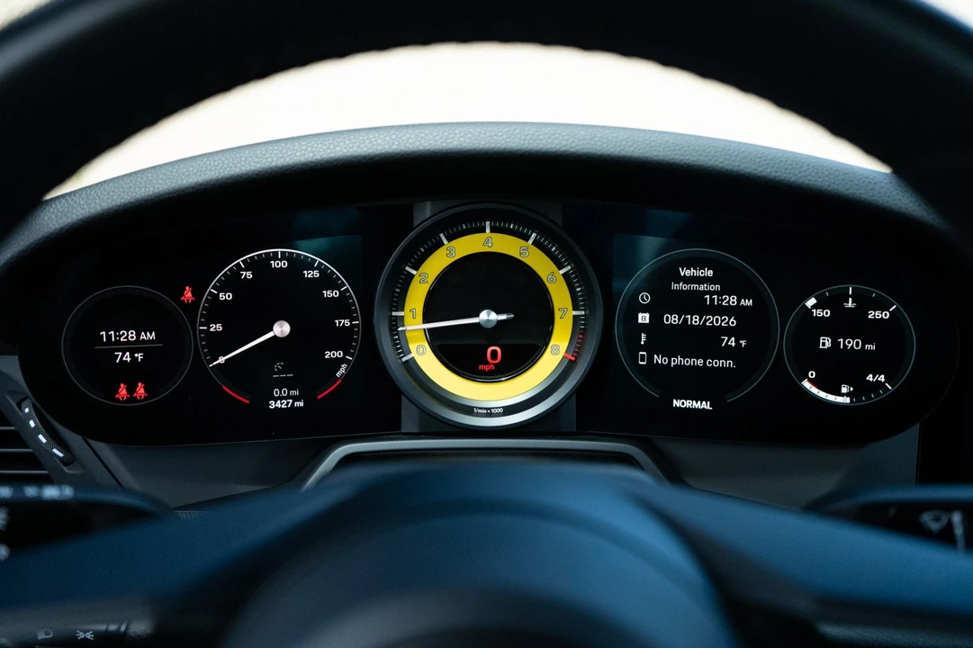 2023 Porsche 992 Carrera S - Image 11 of 31
