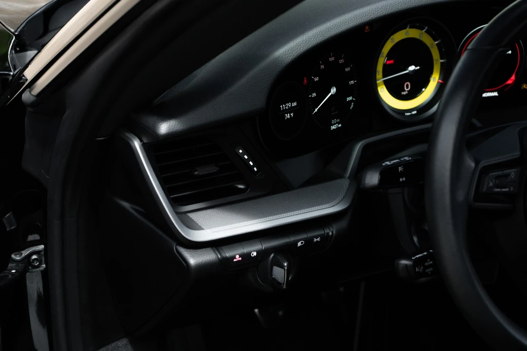 2023 Porsche 992 Carrera S - Image 19 of 31