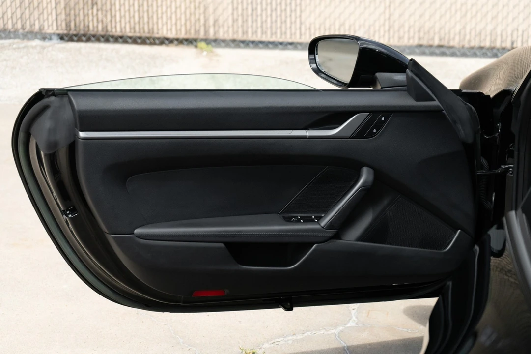 2023 Porsche 992 Carrera S - Image 29 of 31