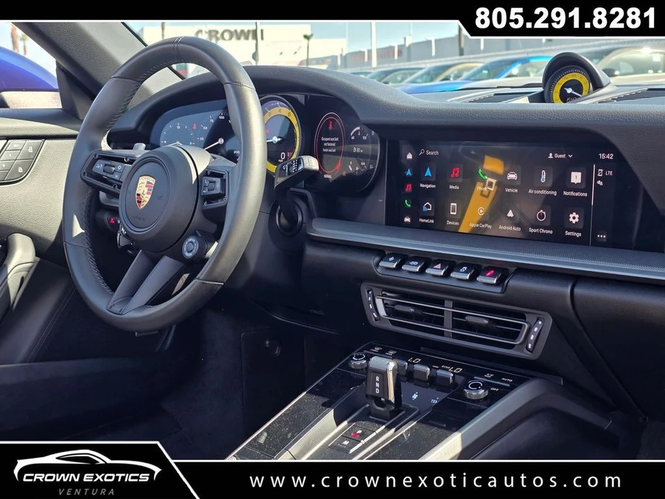 2023 Porsche - Image 17 of 29