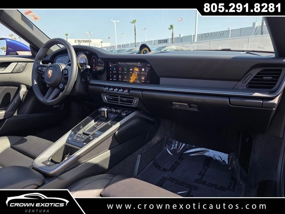 2023 Porsche - Image 18 of 29