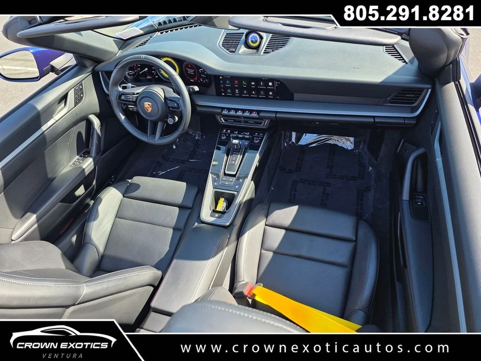 2023 Porsche - Image 14 of 29