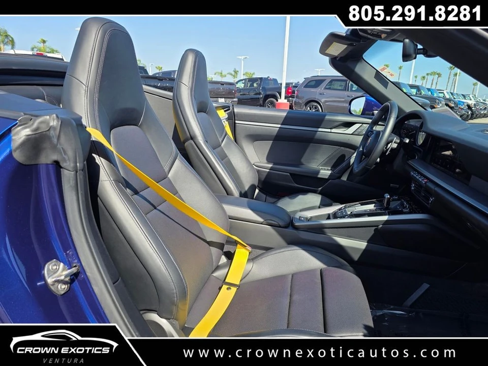2023 Porsche - Image 16 of 29