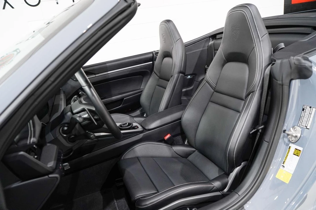 2023 Porsche 992 Carrera S - Image 10 of 21