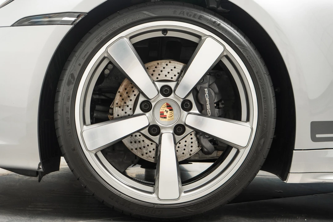 2023 Porsche 992 Carrera T - Image 10 of 21