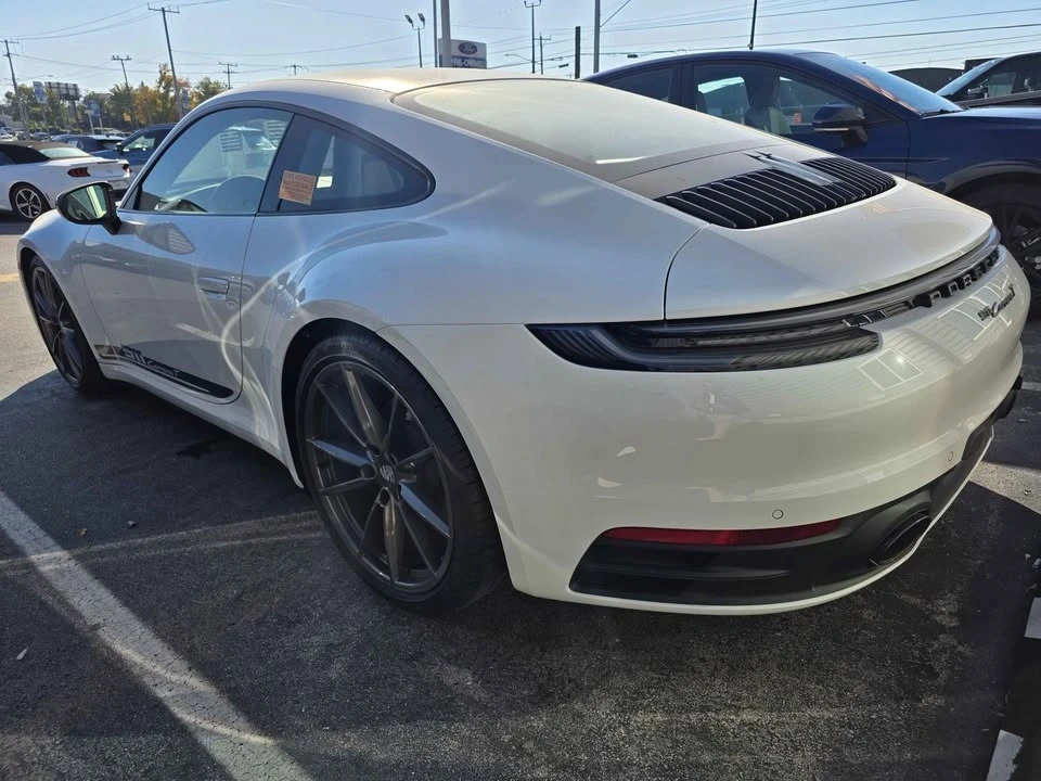 2023 Porsche 992 Carrera T - Image 8 of 10