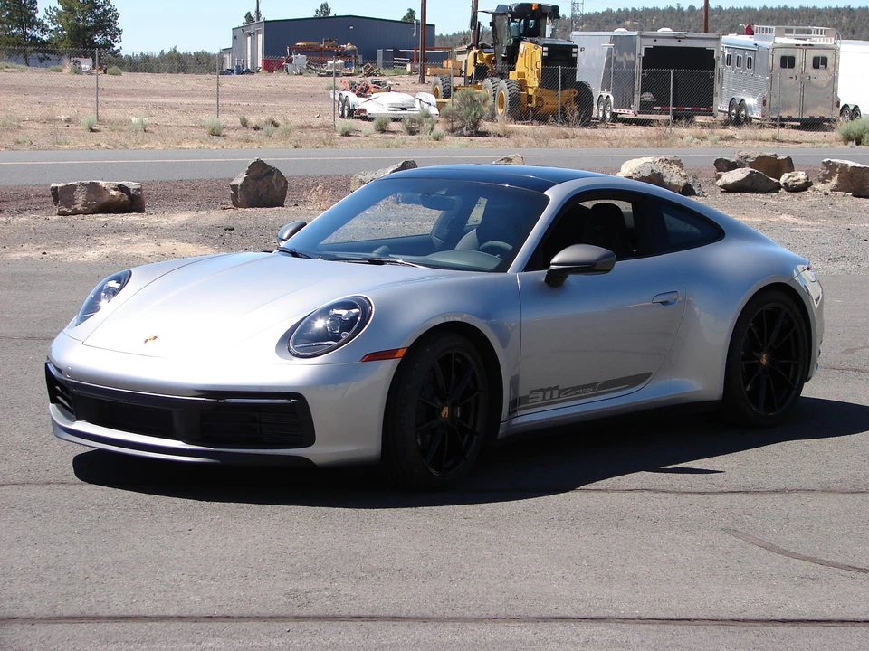 2023 Porsche 992 Carrera T - Image 5 of 31